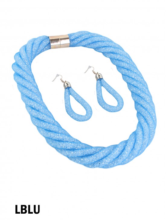 SPARKLE TUBE TWIST NECKLACE AND EARRING SET SPARKLE TUBE TWIST NECKLACE AND EARRING SET
